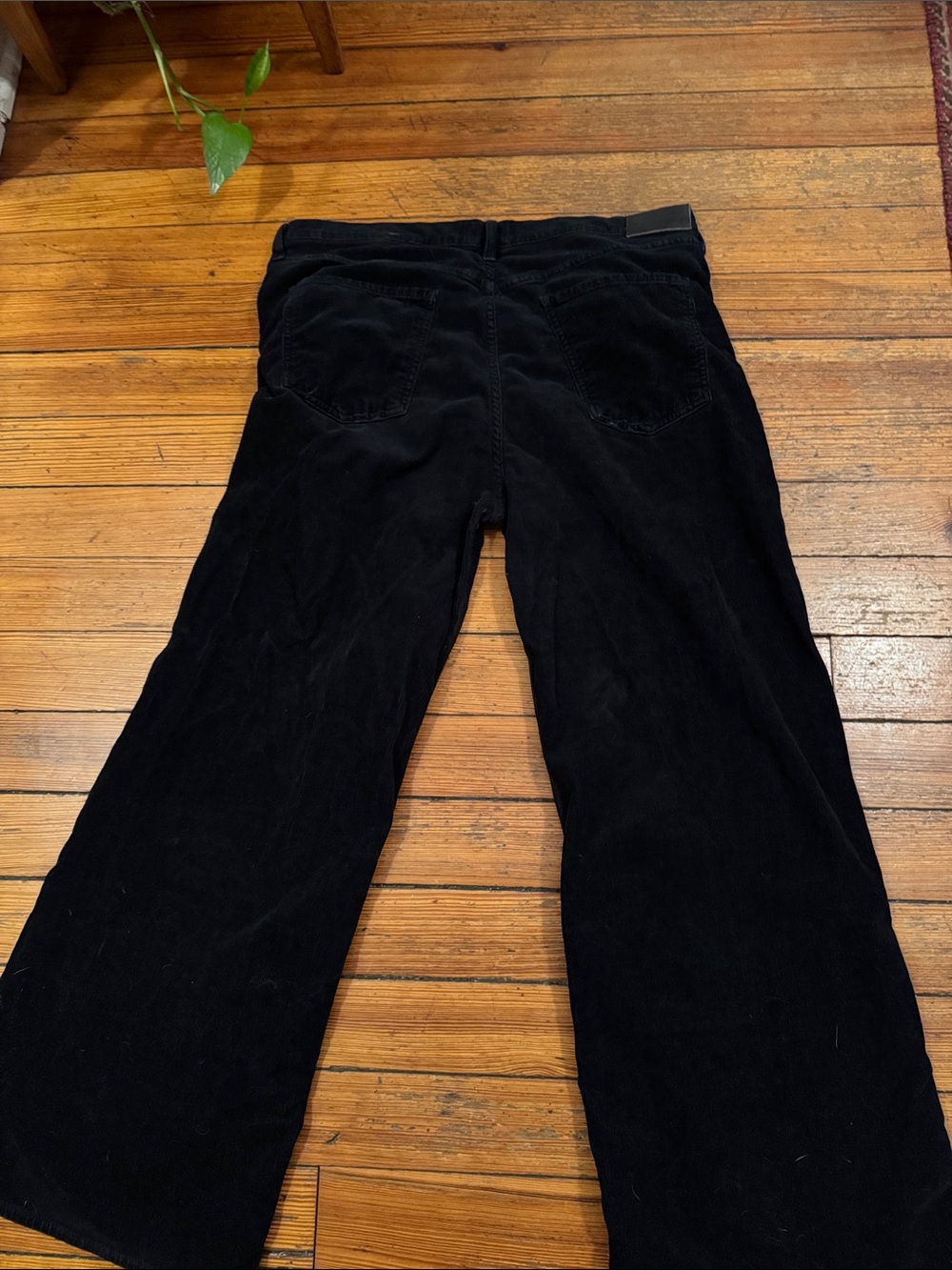 Citizens Of Humanity Black Corduroy Wide-Leg Jeans - Picture 3 of 4